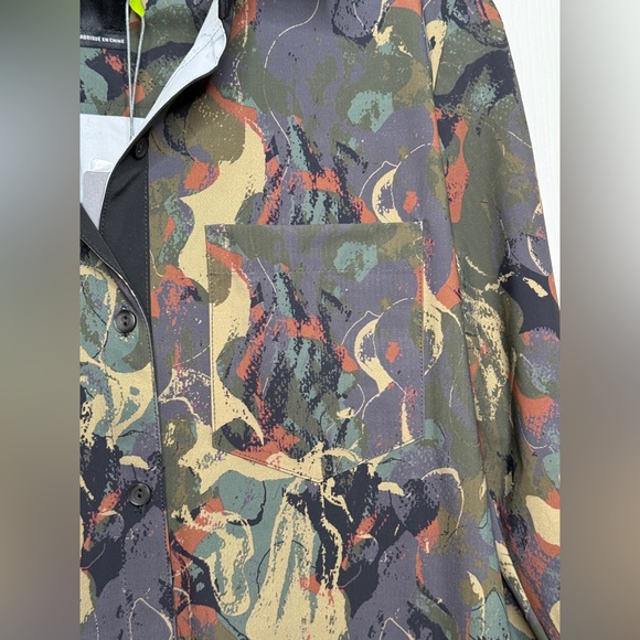 Lysse Camo Shiffer Button Down Shirt with 4 Way Stretch Microfiber XS NWT - Picture 4 of 12